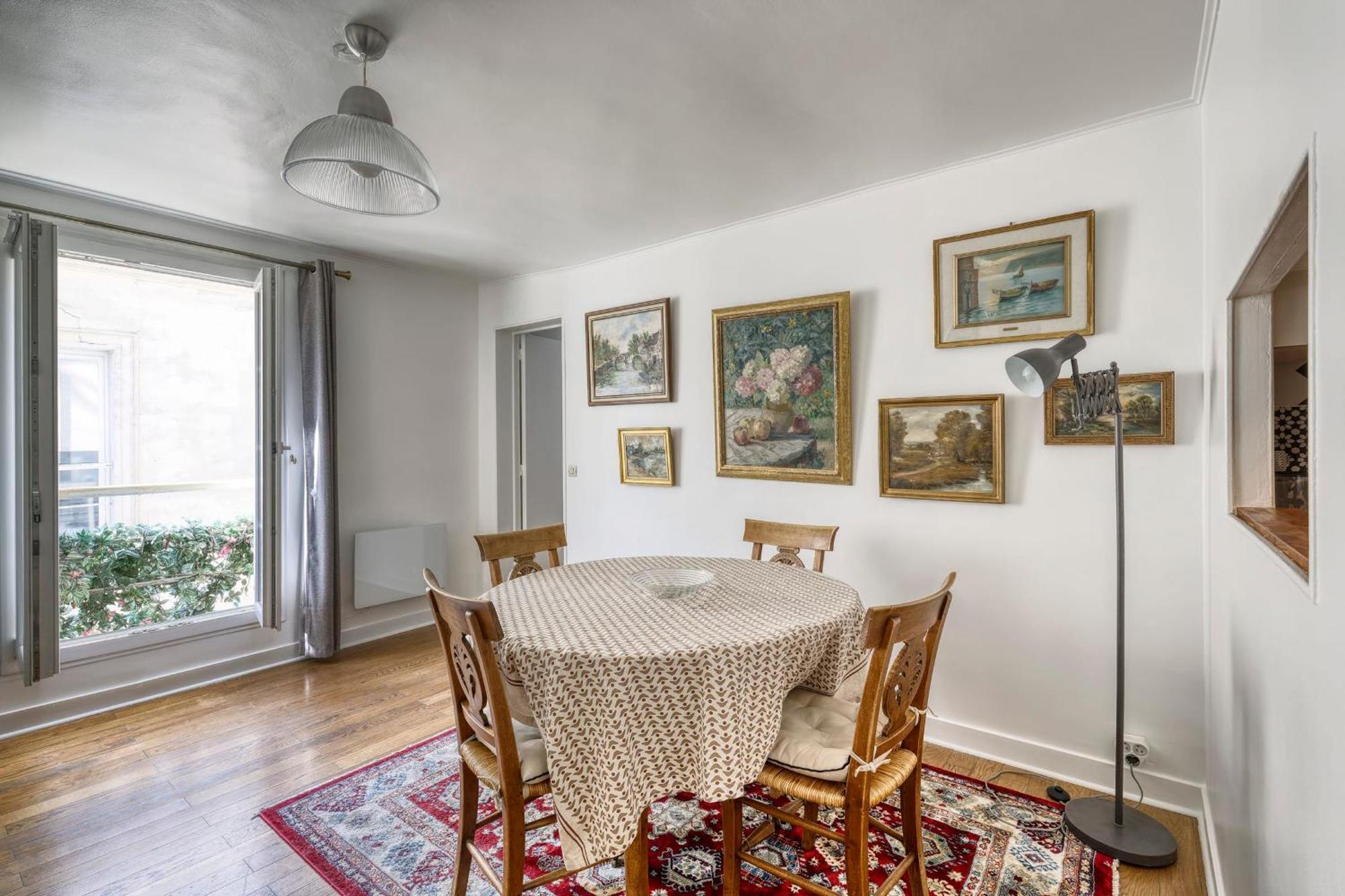 Appartement Choiseul - Welkeys パリ エクステリア 写真