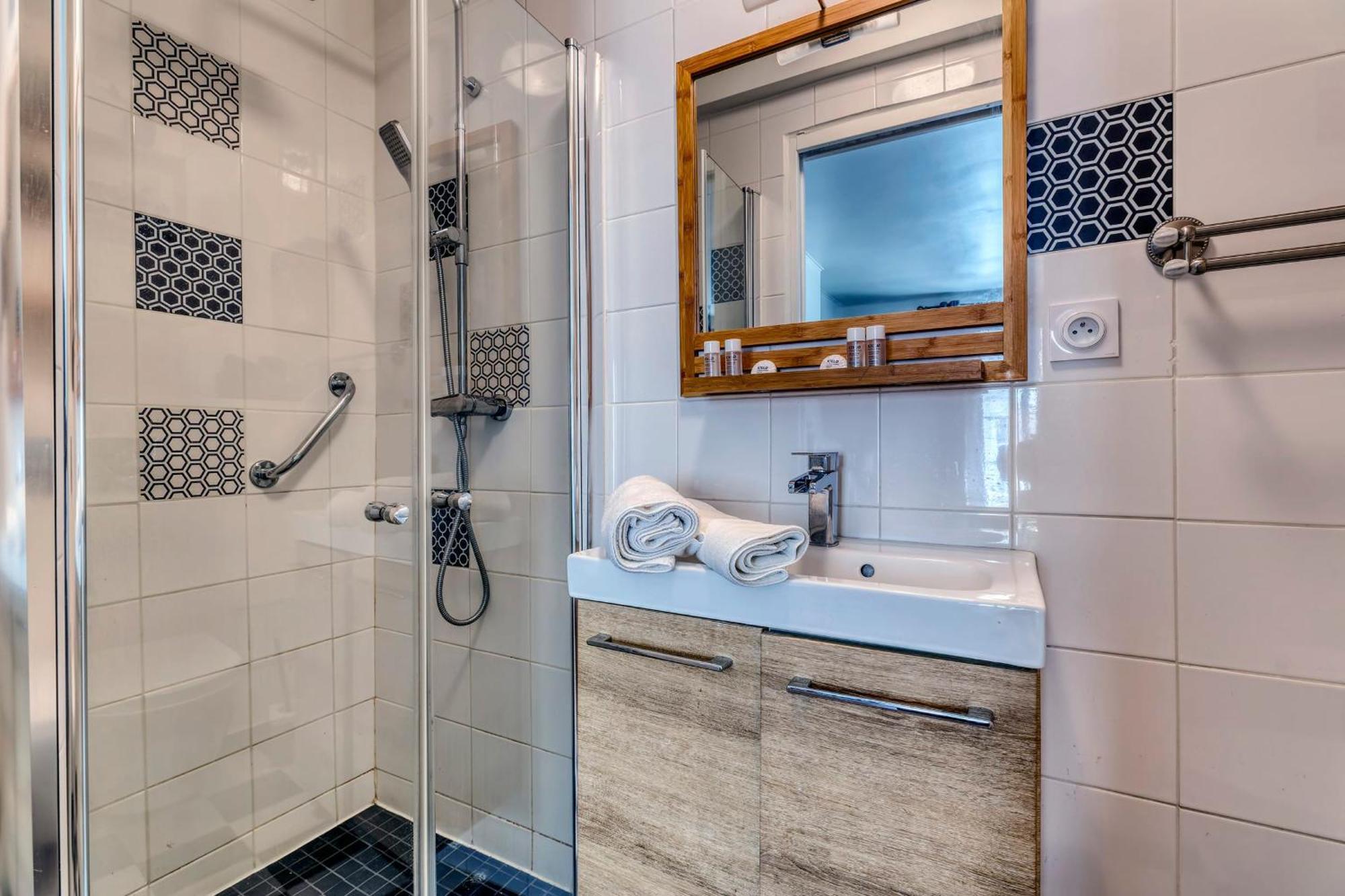 Appartement Choiseul - Welkeys パリ エクステリア 写真